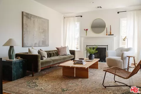 2024 N Hoover St, Los Angeles, CA 90027