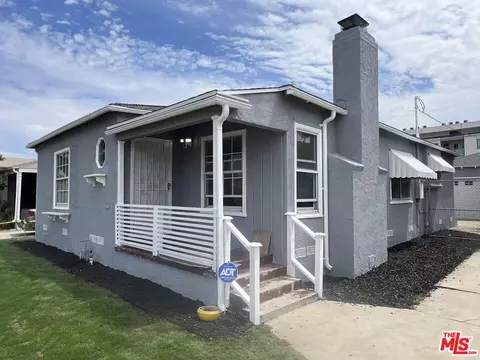 10318 S Manhattan Pl, Los Angeles, CA 90047