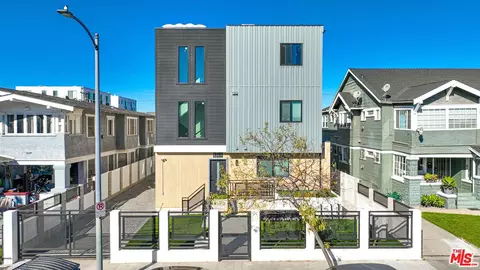 3017 Kenwood Ave, Los Angeles, CA 90007