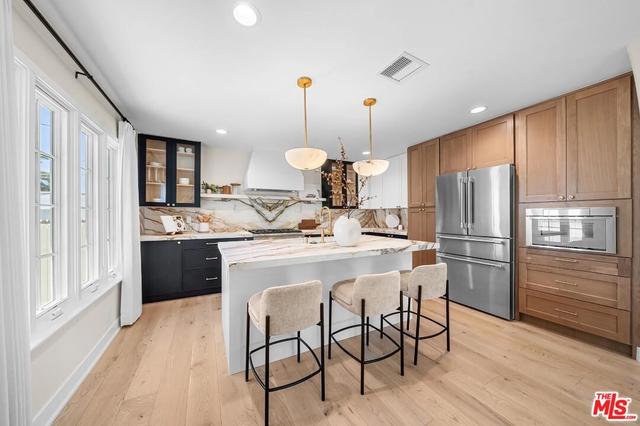 177 S Gardner St, Los Angeles, CA 90036