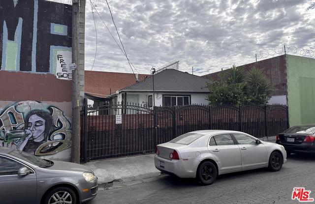 1554 E 24th St, Los Angeles, CA 90011