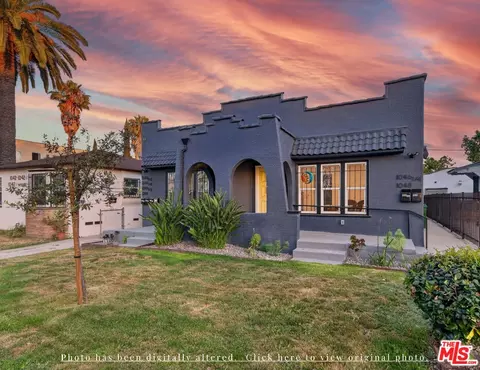 1046 W 83rd St, Los Angeles, CA 90044