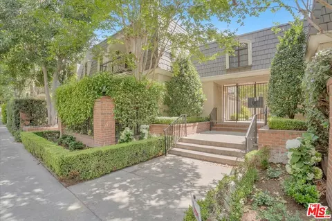 640 Wilcox Ave, Los Angeles, CA 90004
