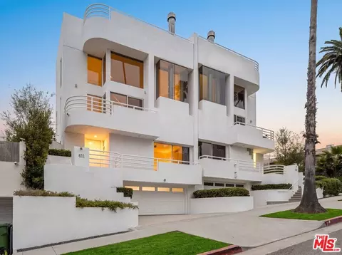 611 Pacific St, Santa Monica, CA 90405