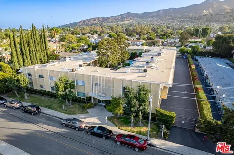 View/Area - 1901 Peyton Ave #N, Burbank, CA 91504 photo 1 of 2