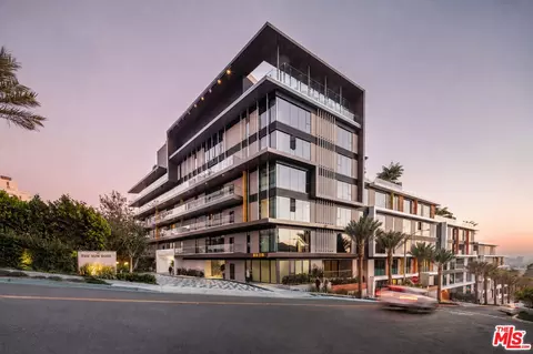 8420 W Sunset Blvd #607, West Hollywood, CA 90069