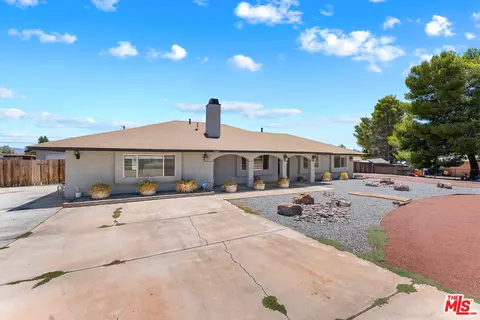 Other - 15361 Mondamon Rd, Apple Valley, CA 92307 photo 3 of 10