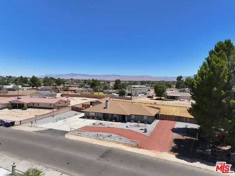 View/Area - 15361 Mondamon Rd, Apple Valley, CA 92307 photo 3 of 8