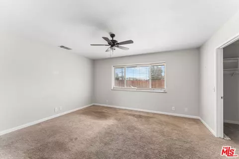 Bedroom - 15361 Mondamon Rd, Apple Valley, CA 92307 photo 5 of 9