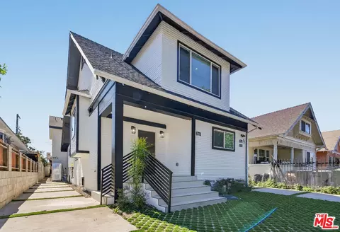 678 E 45th St, Los Angeles, CA 90011