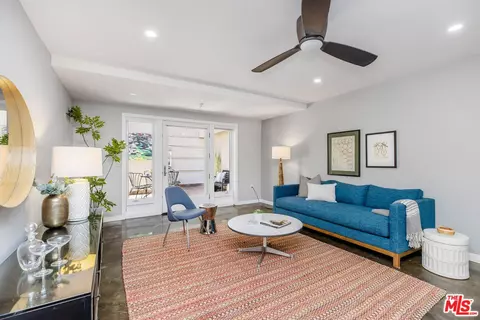 Living - 125 N Raymond Ave #412, Pasadena, CA 91103 photo 1 of 1
