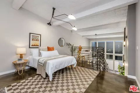 Bedroom - 125 N Raymond Ave #412, Pasadena, CA 91103 photo 1 of 2