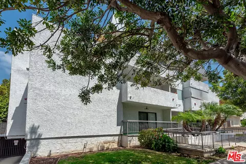 12629 Caswell Ave #14, Los Angeles, CA 90066