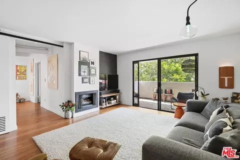 12629 Caswell Ave #14, Los Angeles, CA 90066