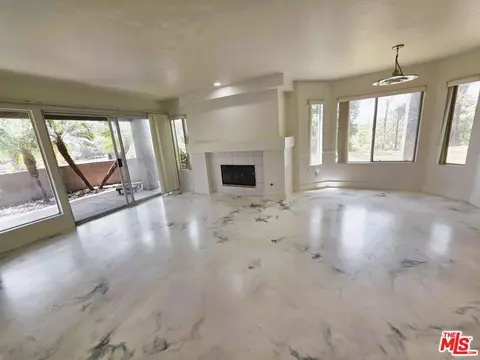 Living - 5976 Paseo Encantada, Camarillo, CA 93012 photo 6 of 6