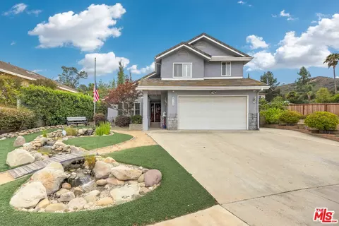 8126 Cora St, Sunland, CA 91040