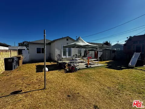 Exterior - 1317 W School St, Compton, CA 90220 photo 2 of 2