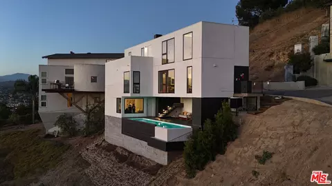 3607 Kinney St, Los Angeles, CA 90065