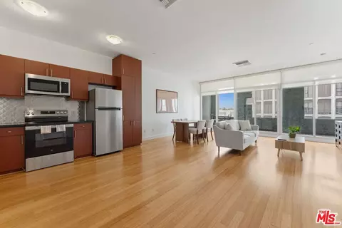 3810 Wilshire Blvd #602, Los Angeles, CA 90010