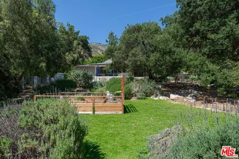 Exterior - 1955 Windover Rd, Pasadena, CA 91107 photo 19 of 27
