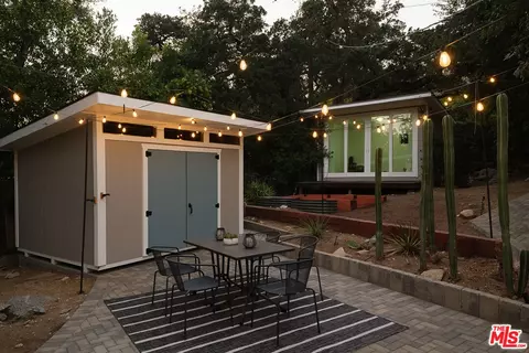Exterior - 1955 Windover Rd, Pasadena, CA 91107 photo 26 of 27