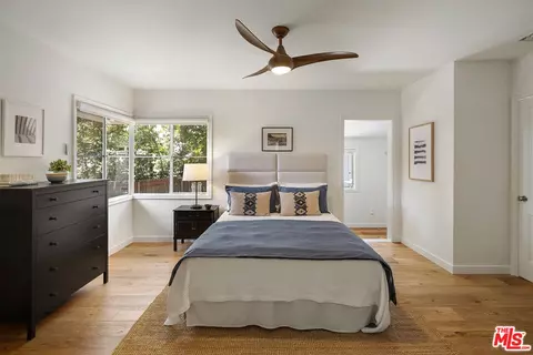 Bedroom - 1955 Windover Rd, Pasadena, CA 91107 photo 3 of 7