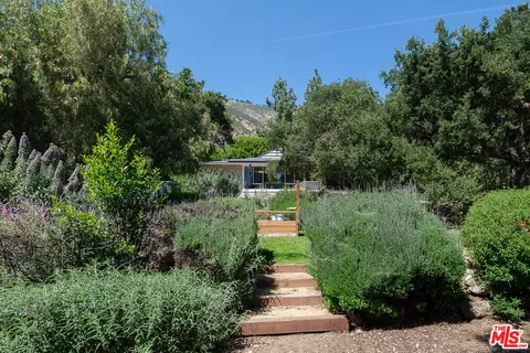 Exterior - 1955 Windover Rd, Pasadena, CA 91107 photo 20 of 27