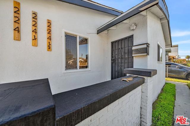 224 W 84th St, Los Angeles, CA 90003