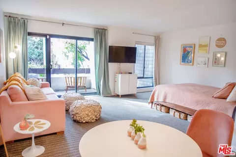 950 N Kings Rd #168, West Hollywood, CA 90069