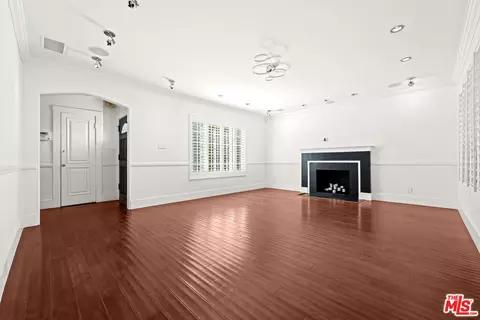 803 S Sycamore Ave, Los Angeles, CA 90036
