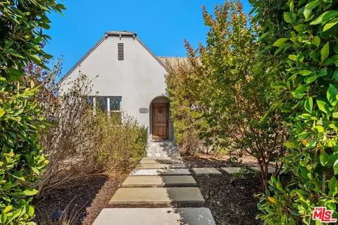 1656 S Genesee Ave, Los Angeles, CA 90019