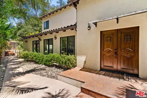 8836 Wonderland Ave, Los Angeles, CA 90046