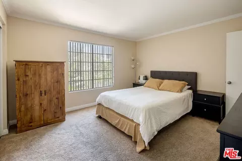 Bedroom - 154 N Meridith Ave #7, Pasadena, CA 91106 photo 1 of 3