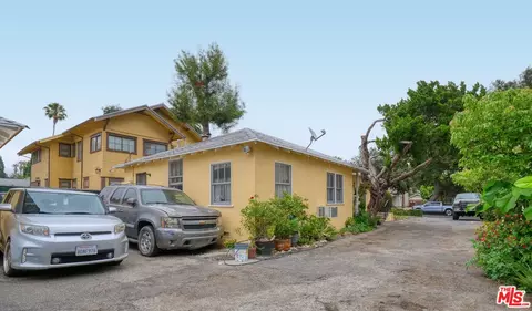 Exterior - 925 N Marengo Ave, Pasadena, CA 91103 photo 7 of 8