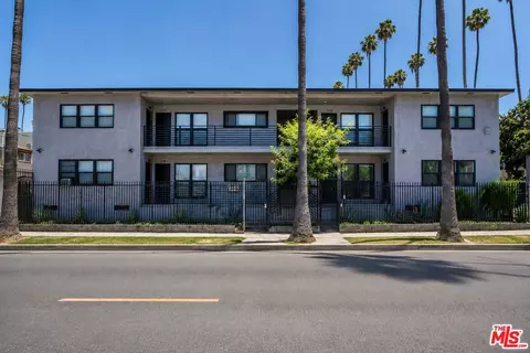 3148 James M Wood Blvd, Los Angeles, CA 90006