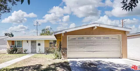 19037 Wellhaven St, Canyon Country, CA 91351