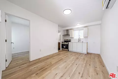 4626 Wall St, Los Angeles, CA 90011