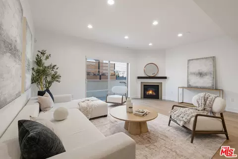 1744 Granville Ave #105, Los Angeles, CA 90025