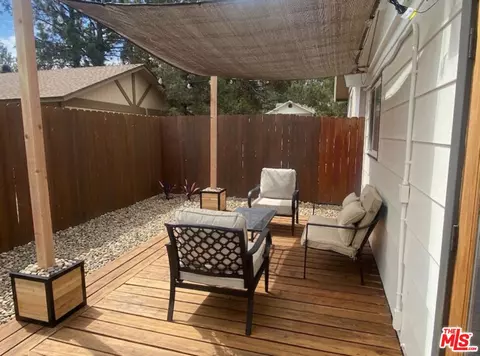Exterior - 972 Pinon Ln, Big Bear City, CA 92314 photo 5 of 6