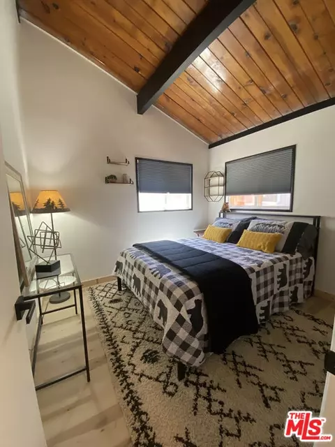 Bedroom - 972 Pinon Ln, Big Bear City, CA 92314 photo 1 of 5