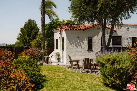 2709 Medlow Ave, Los Angeles, CA 90065