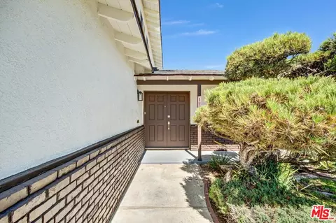 21748 Acarus Ave, Carson, CA 90745 photo 2