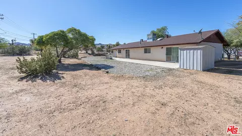 Exterior - 8395 Keats Ave, Yucca Valley, CA 92284 photo 4 of 5