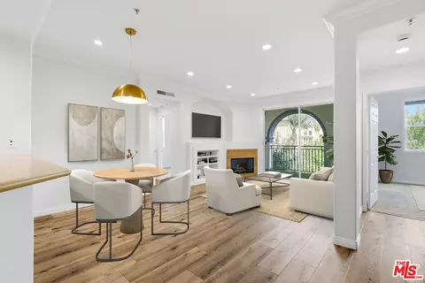 12963 Runway Rd #303, Playa Vista, CA 90094