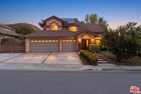 28674 Kathleen Ave, Santa Clarita, CA 91390