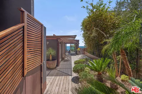 24956 Malibu Rd, Malibu, CA 90265