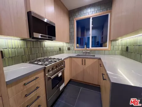 Kitchen - 1152 E 1st St, Long Beach, CA 90802 photo 3 of 3