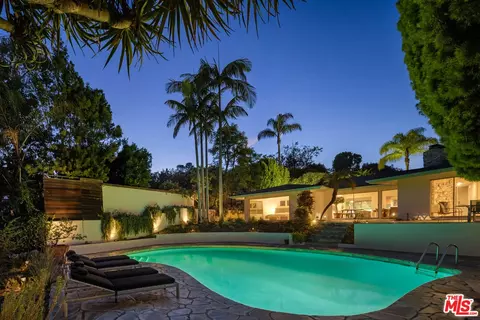 2817 Nichols Canyon Pl, Los Angeles, CA 90046