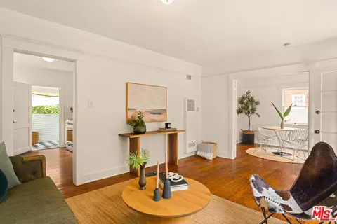 6039 Piedmont Ave, Los Angeles, CA 90042