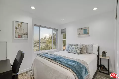Bedroom - 4112 Vanetta Pl, Studio City, CA 91604 photo 5 of 5